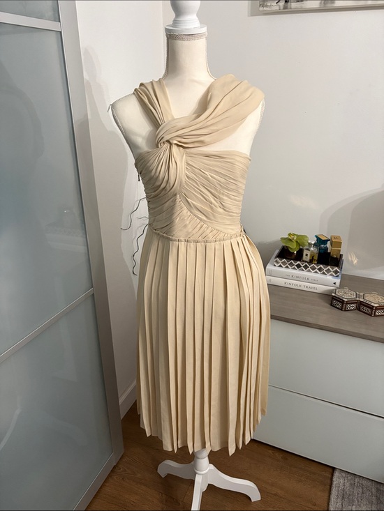 3.1 Phillip Lim Dresses & Skirts - 3.1 Phillip Lim Cream One-Shoulder Twist Pleated Dress
